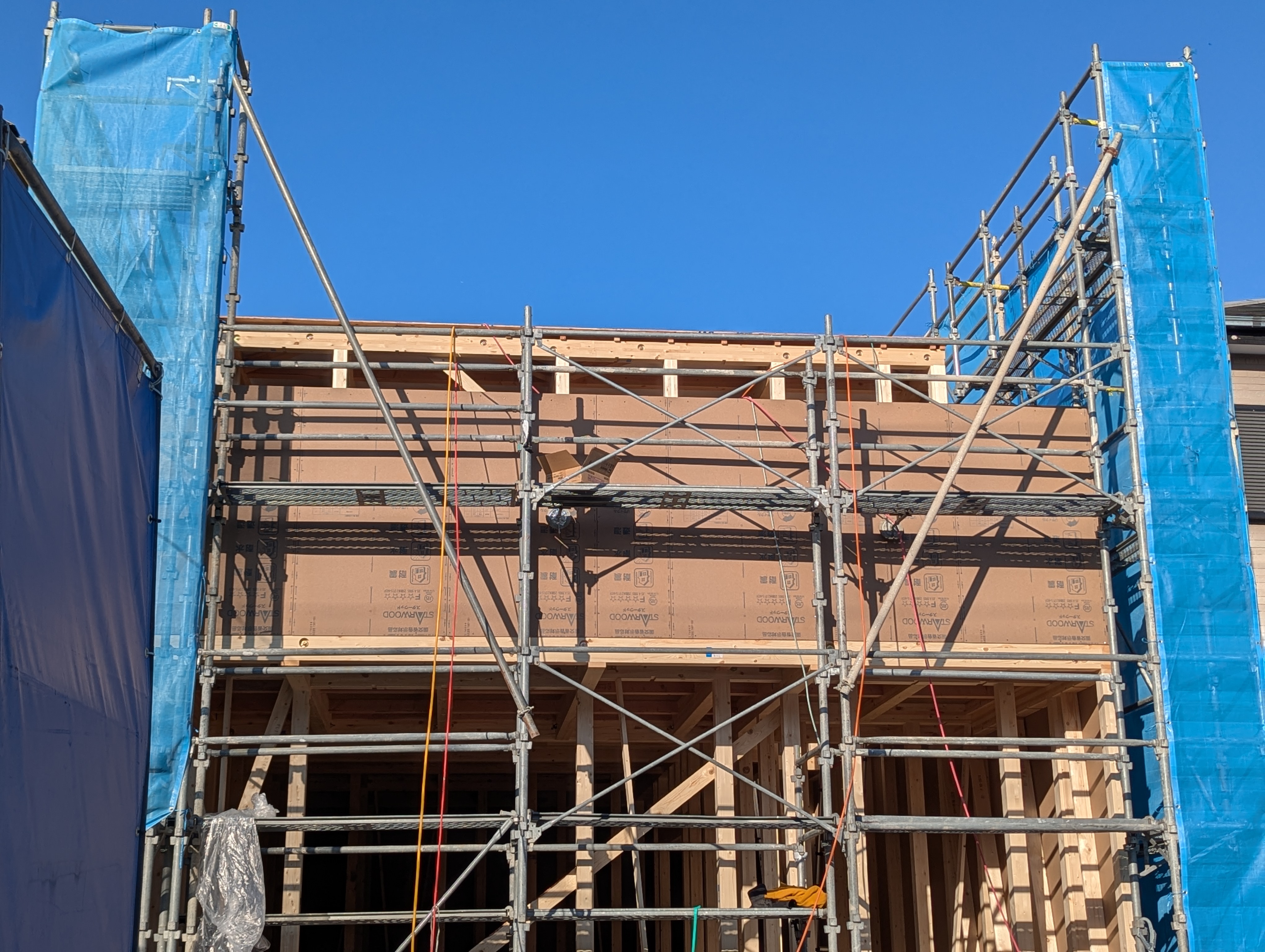 スターウッドが暮らしを支える家づくり：社員が自宅に採用した理由と現場の様子